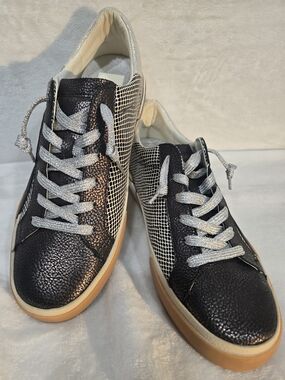 Dolce Vita Black & White Lace-Up Sneakers